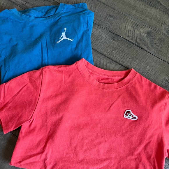 Jordan Kids Tees - Blue and Red size medium - Picture 1 of 4